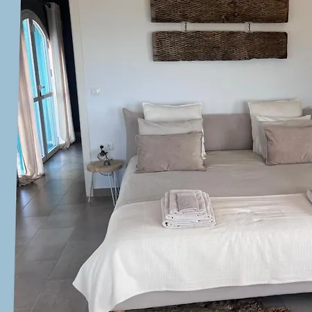 Casa Siempre Bed & Breakfast *