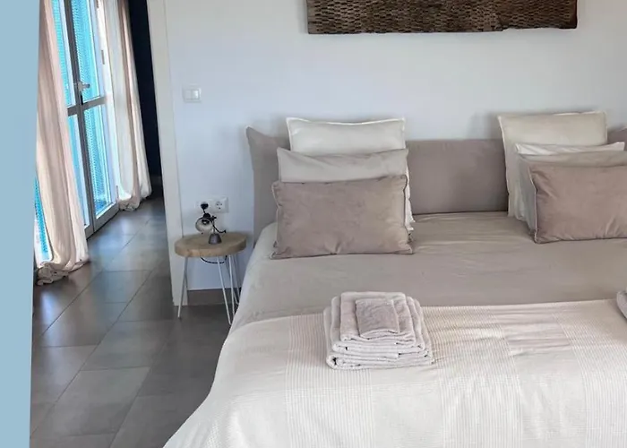 Casa Siempre Bed and Breakfast 4*
